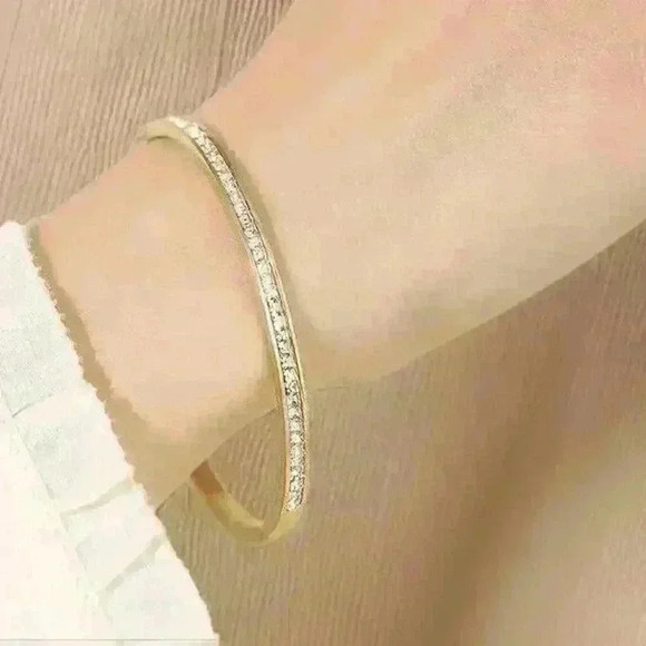 Golden Inlaid Zircon Rhinestones Bangle - Picture 2 of 8